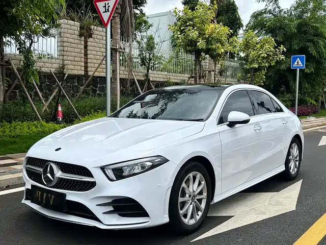 MERCEDES-BENZ A CLASS