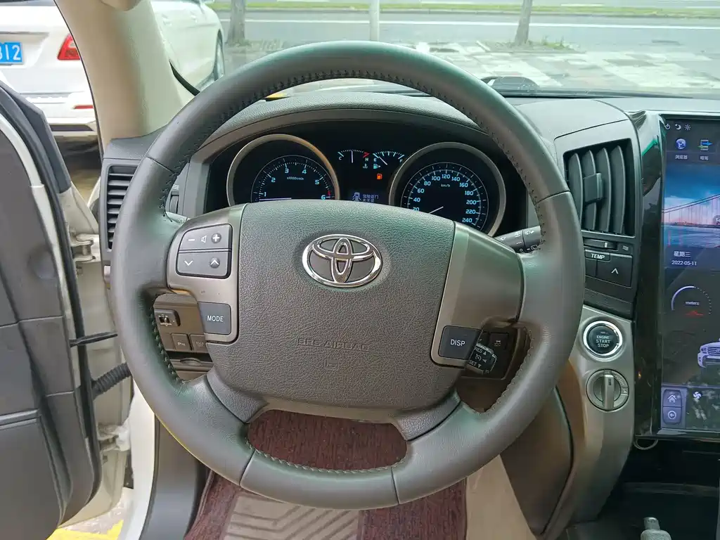 Toyota Land Cruiser 2010 4.7L AT VX