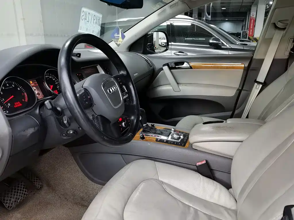 Audi Q7 — фотографии объявления, Фото 12