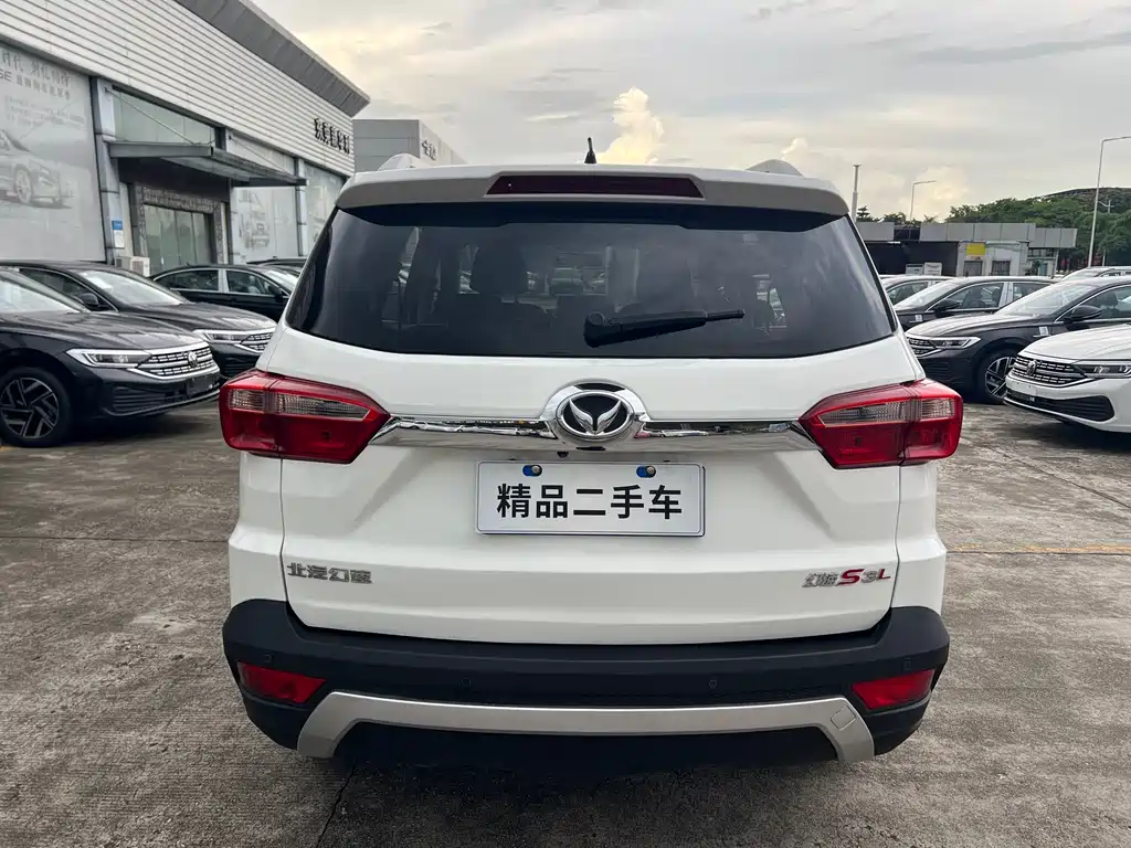 BAIC HUANSU BAIC MAGIC SPEED S3