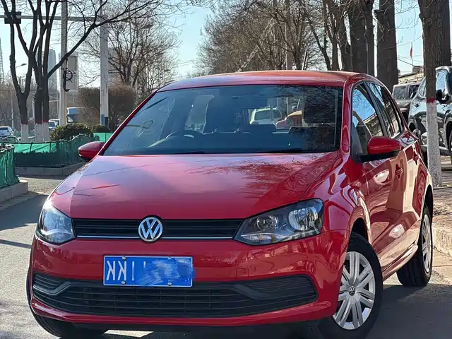 VOLKSWAGEN POLO 2018