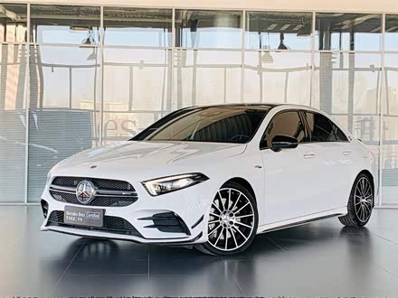 奔驰A级AMG 2022款 AMG A 35 L 4MATIC
