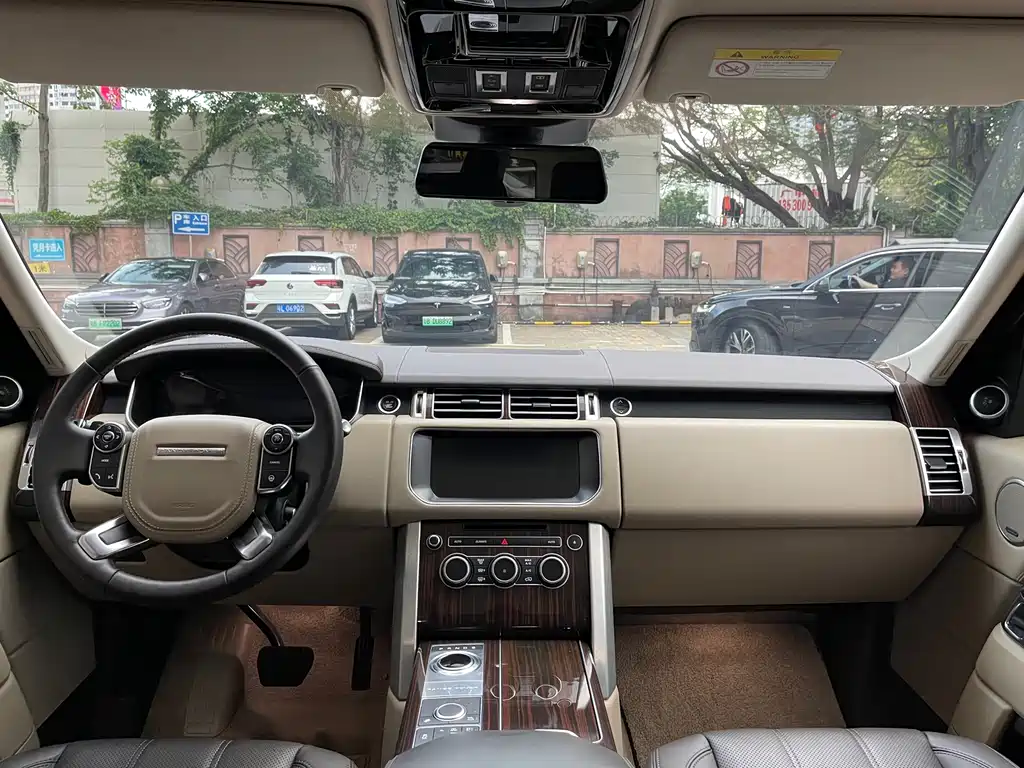 LAND ROVER RANGE ROVER