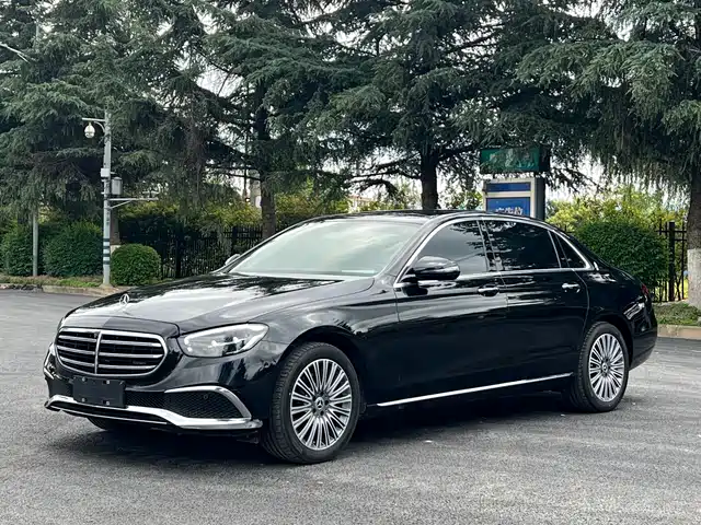MERCEDES-BENZ  E CLASS
