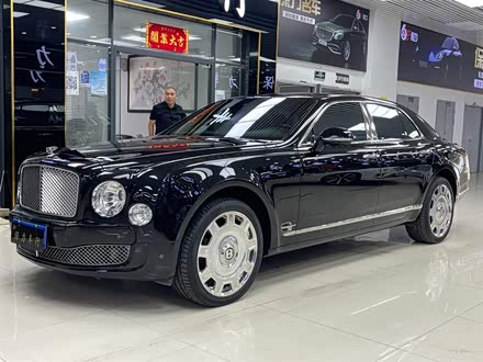 慕尚 2015款 6.8T 标准版