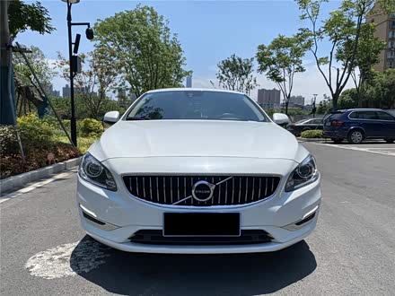 沃尔沃S60 2019款 S60L 改款 T5 智进进阶版