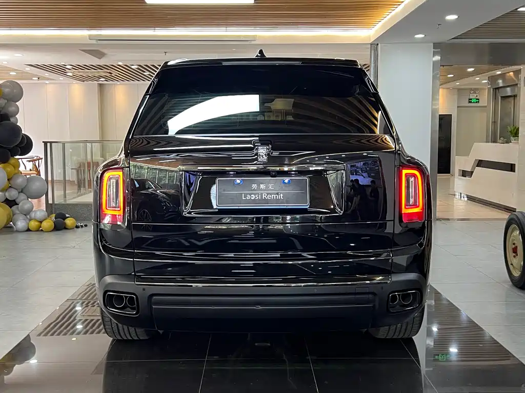 ROLLS-ROYCE CULLINAN