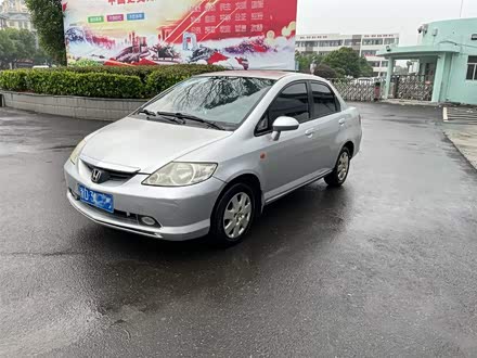 飞度 2004款 三厢 1.3L 手动