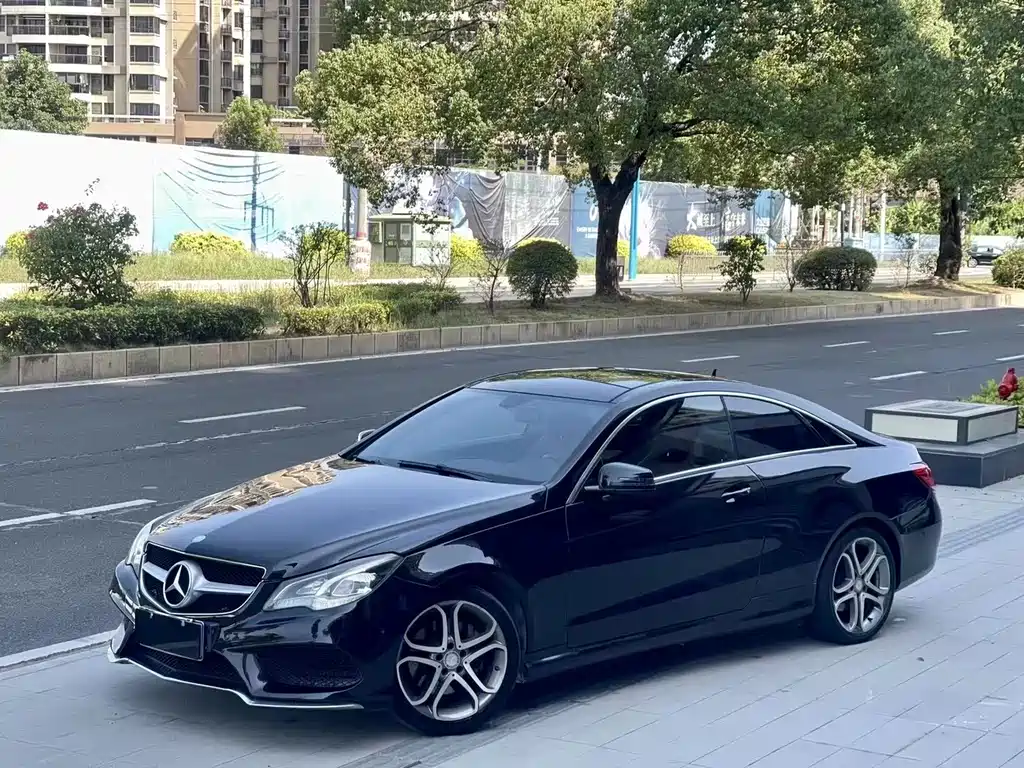 Mercedes-Benz E-Class (Import) 2015