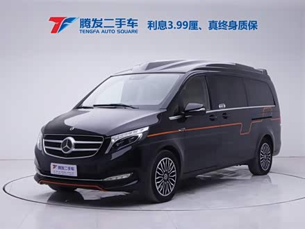奔驰V级 2020款 V 260 L 长轴距豪华版
