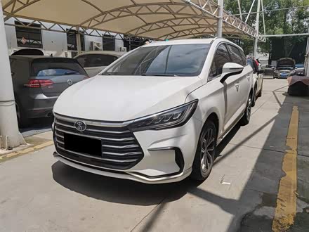 宋MAX 2021款 升级版 1.5T 自动豪华型 7座