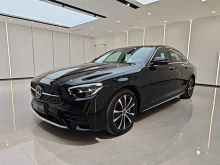 奔驰E级新能源 2022款 E 350 e L 插电式混合动力运动轿车