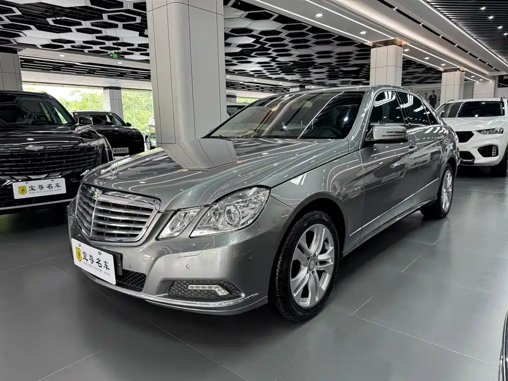 Mercedes-Benz E-Class (Import) 2010
