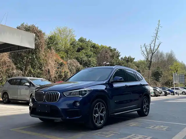 BMW  X1 2016
