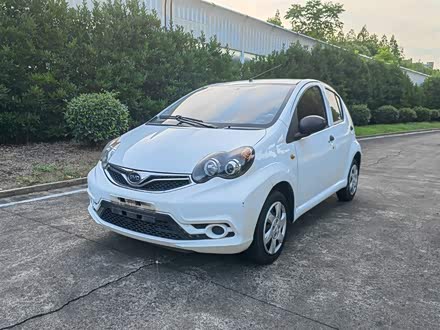 比亚迪F0 2015款 1.0L AMT 铉酷型