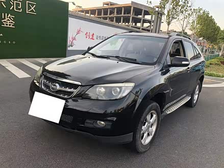 比亚迪S6 2013款 劲悦版 2.0L 手动尊贵型 5座