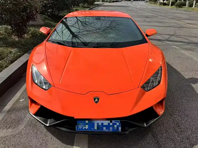 LAMBORGHINI HURACÁN 2016