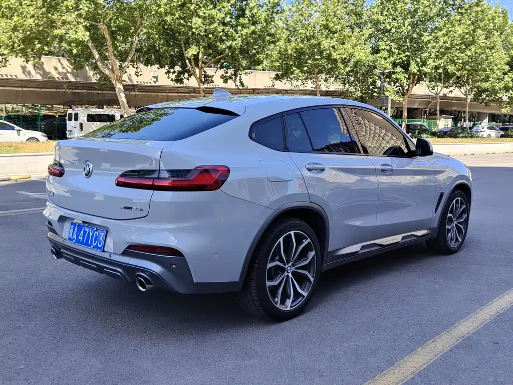 BMW X4 2020 xDrive25i M