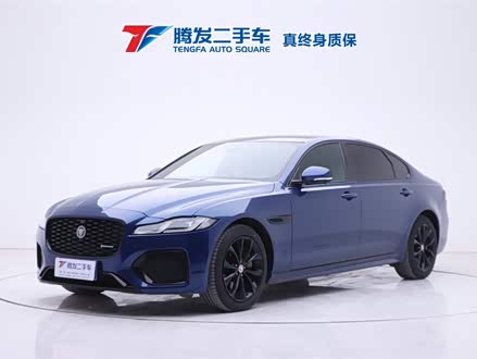 捷豹XFL 2021款 XFL 2.0T P250 四驱曜黑运动版