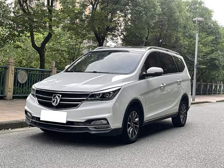 宝骏730 2017款 1.8L iAMT尊享型 7座