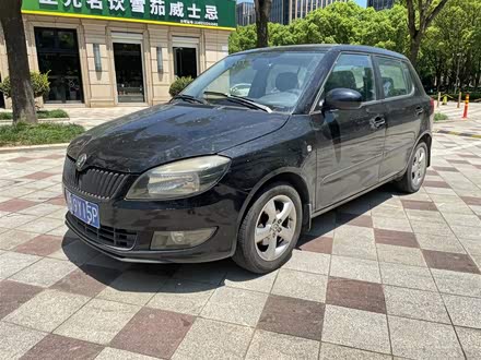 晶锐 2012款 1.6L 手动酷黑版