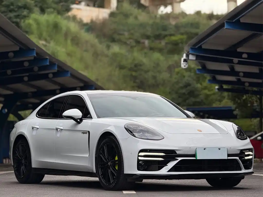 PORSCHE PANAMERA NEW ENERGY