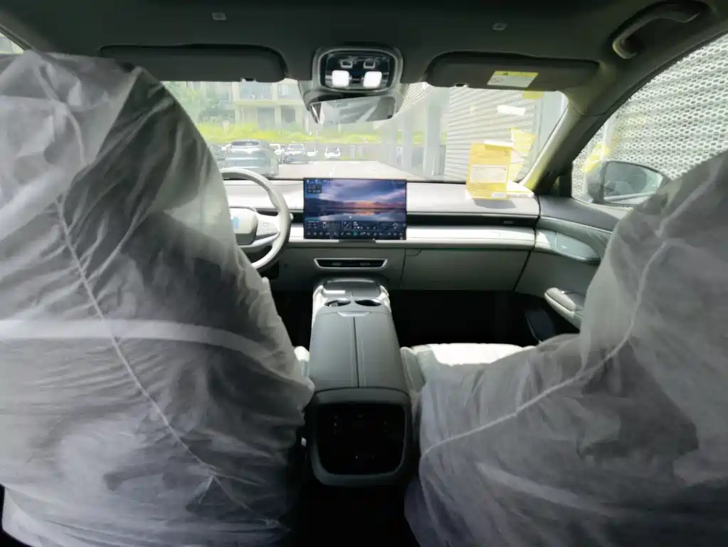 Changan Deepal DARK BLUE S07