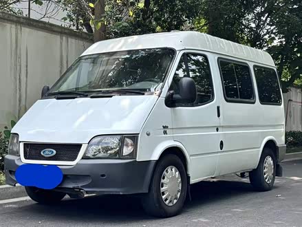经典全顺 2013款 2.8T柴油厢式运输车短轴中顶JX493ZLQ3A