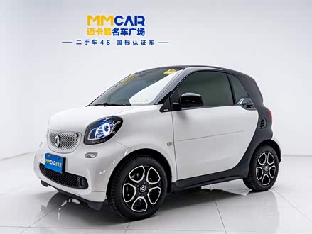 smart fortwo 2019款 0.9T 66千瓦硬顶风擎版 国VI