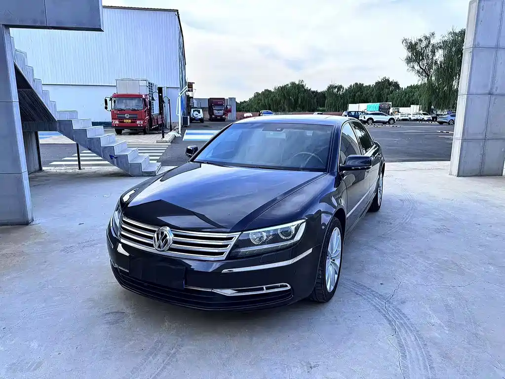 Volkswagen Phaeton 2012