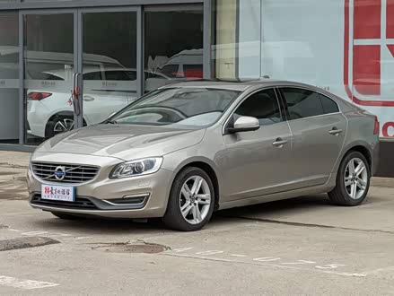 沃尔沃S60 2015款 S60L T5 智驭版