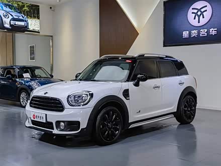 MINI COUNTRYMAN 2018款 1.5T COOPER ALL4 艺术家