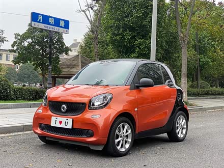 smart fortwo 2015款 1.0L 52千瓦硬顶灵动版