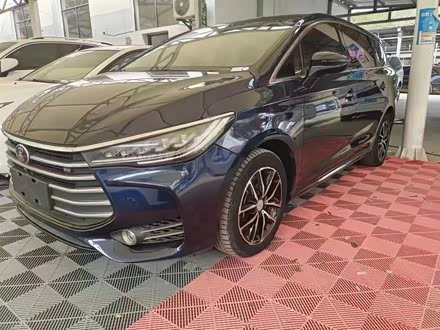 宋MAX 2017款 1.5T 自动智联豪华型 7座