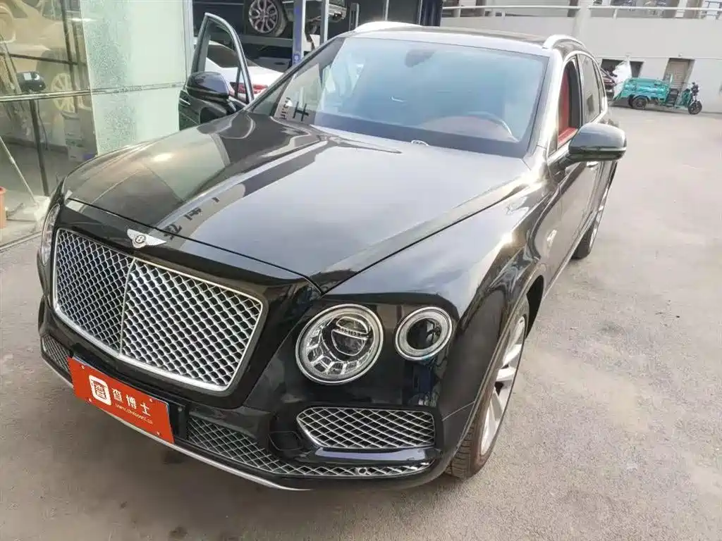 Bentley Bentayga PHEV 2019