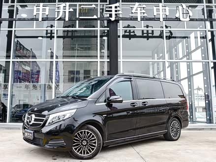 奔驰V级 2018款 V 260 尊贵版 国VI