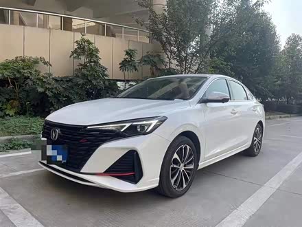 逸动 2022款 PLUS 蓝鲸NE 1.4T GDI DCT旗舰版