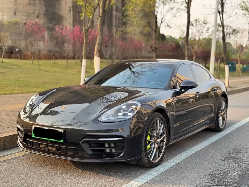 PORSCHE PANAMERA NEW ENERGY