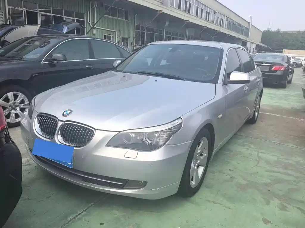 Купить BMW 5 Series