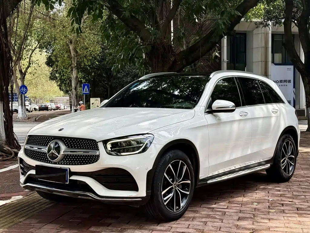 Купить Mercedes-Benz GLC
