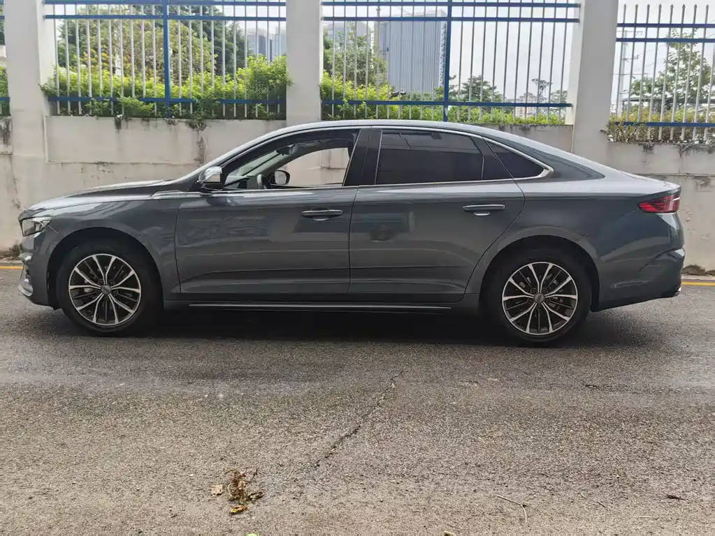 GEELY AUTOMOBILE XINGRUI