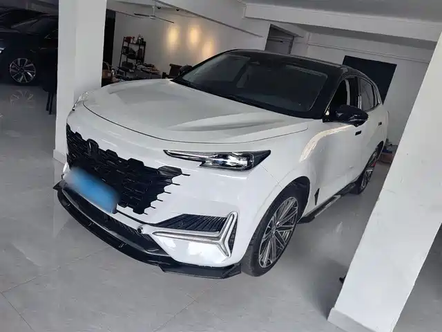 CHANGAN  UNI K 2022