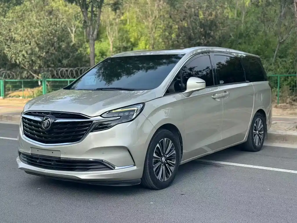 Buick GL8 2021 陆上公务舱 652T 智慧豪华型

Буик GL8 2021 года Ландшафтная версия для чиновников 652T умная версия сComfort 65000 km 2021