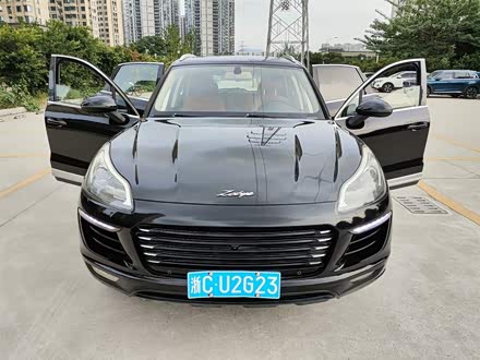 众泰SR9 2017款 2.0T 手动极致之心版