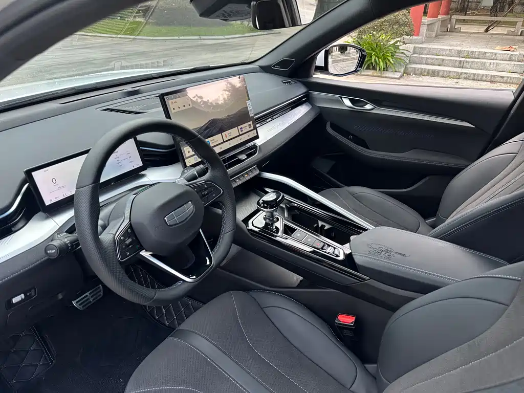 GEELY AUTOMOBILE XINGRUI