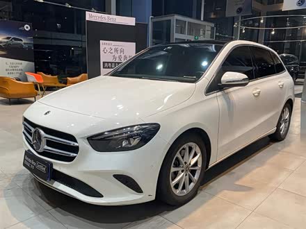 奔驰B级 2021款 B 200 时尚型