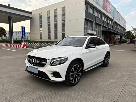 奔驰GLC轿跑 2019款 GLC 260 4MATIC 轿跑SUV