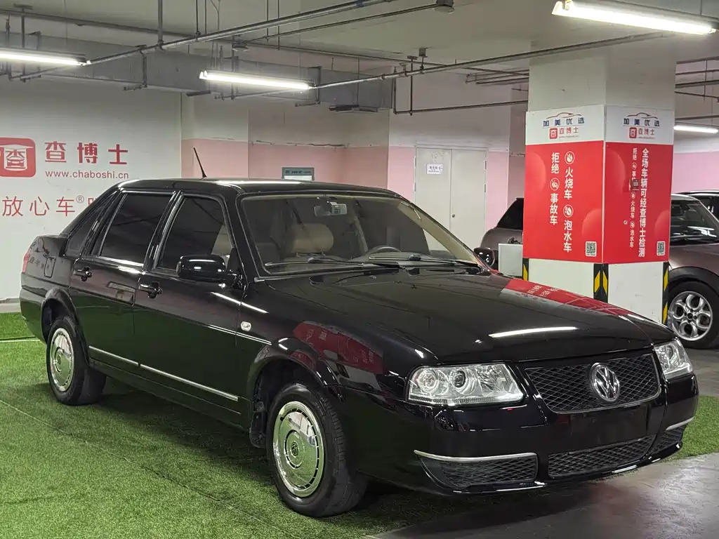 Volkswagen Santana 09 1.8 MT Comfort