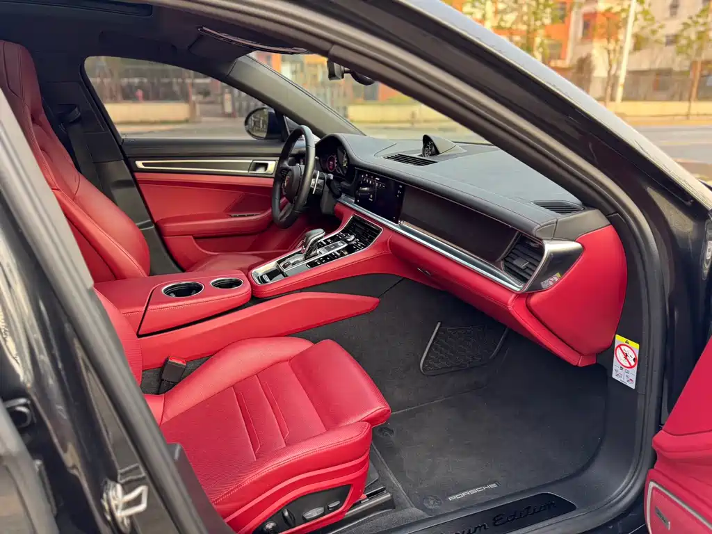 PORSCHE PANAMERA NEW ENERGY