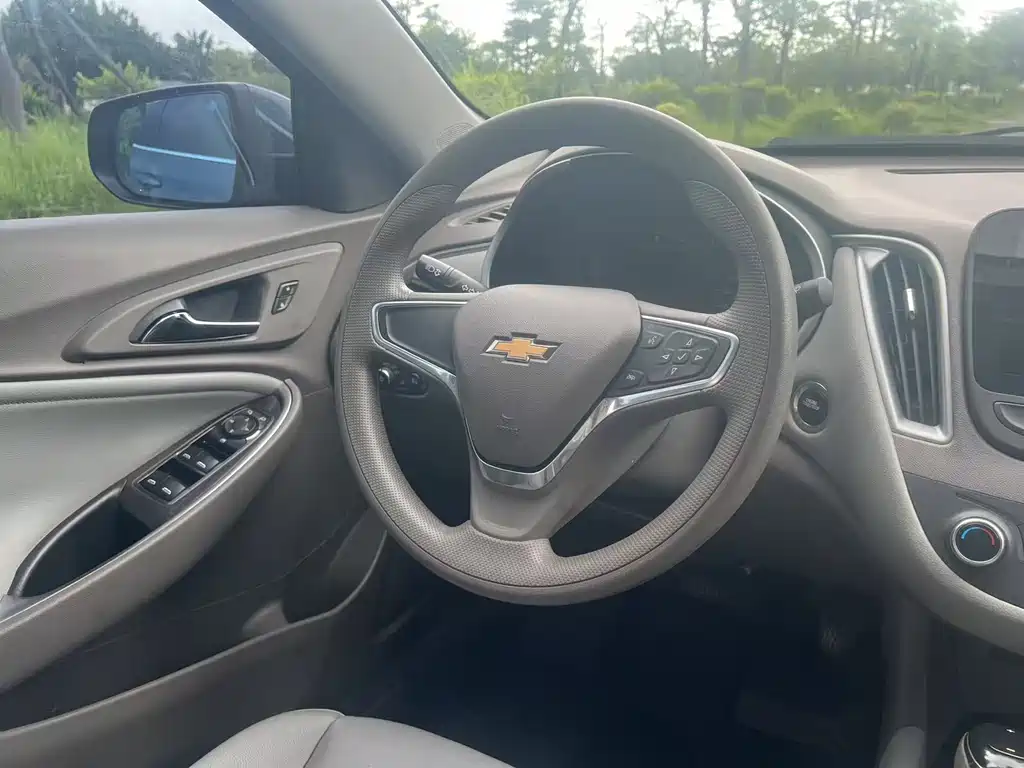 CHEVROLET MAI RUIBAO XL